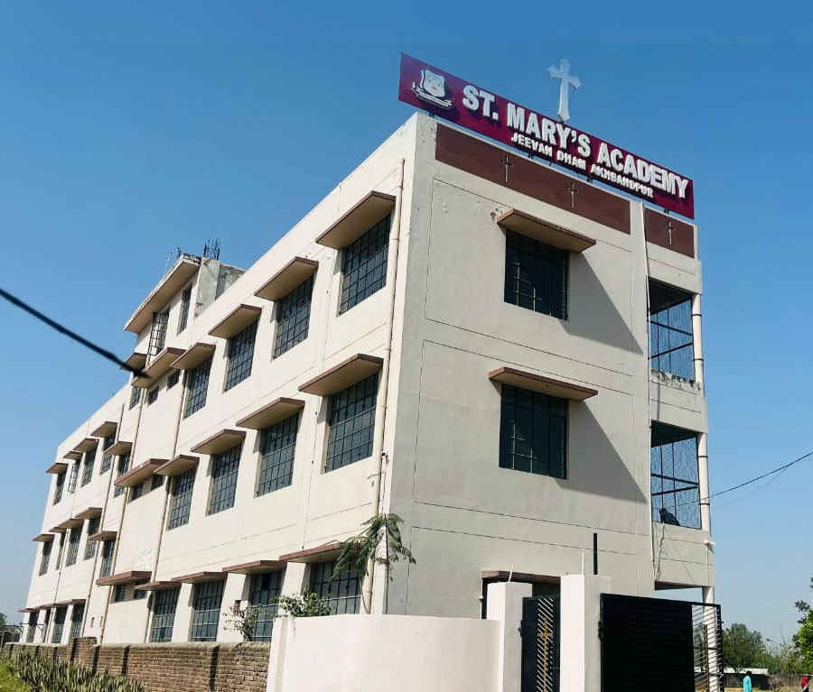students in traditional dress